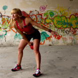 Antrenament cu Kettlebell (video) Antrenament cu Kettlebell (video)